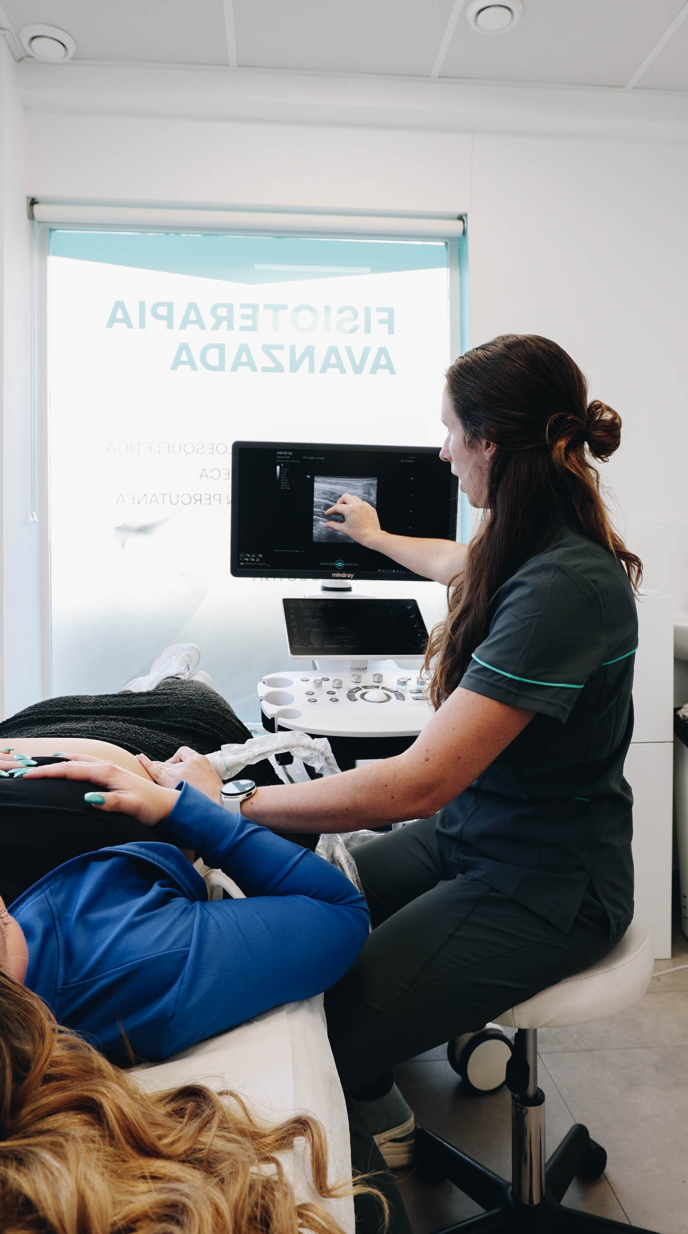 Ejercicio terapéutico femenino